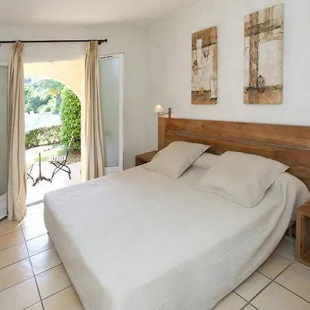Otel La Garbine 4*