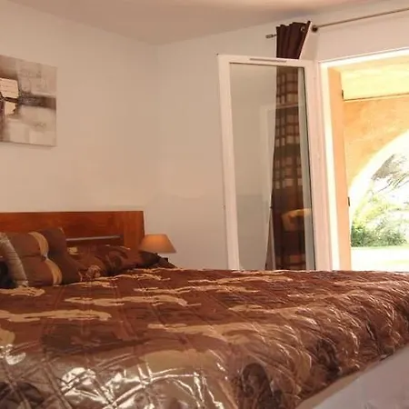Otel La Garbine 4*